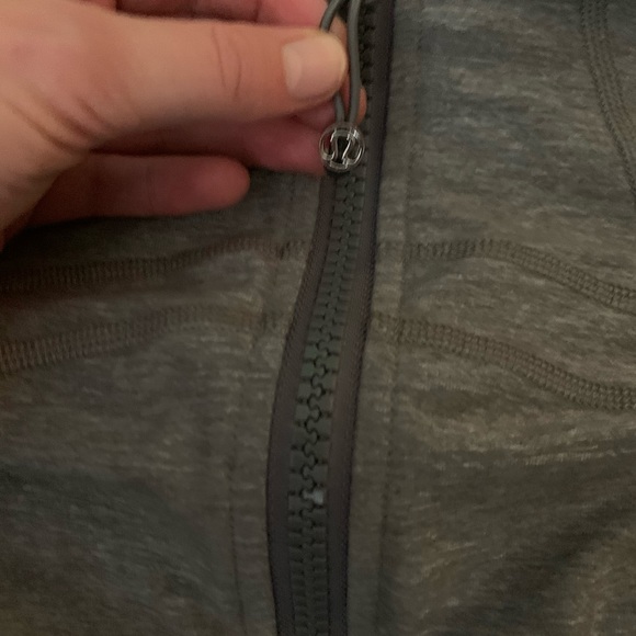 Lulu Jacket - Picture 2 of 3